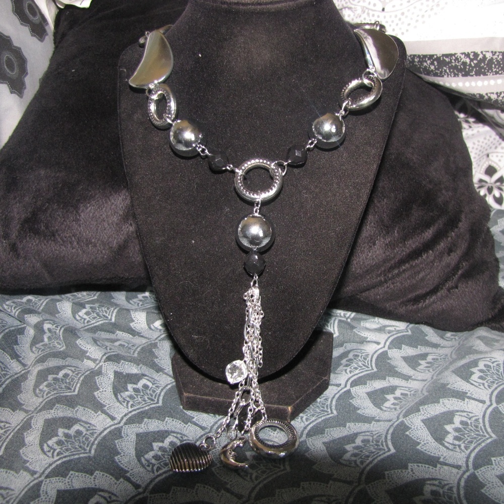 Black and Silver Bold Necklace